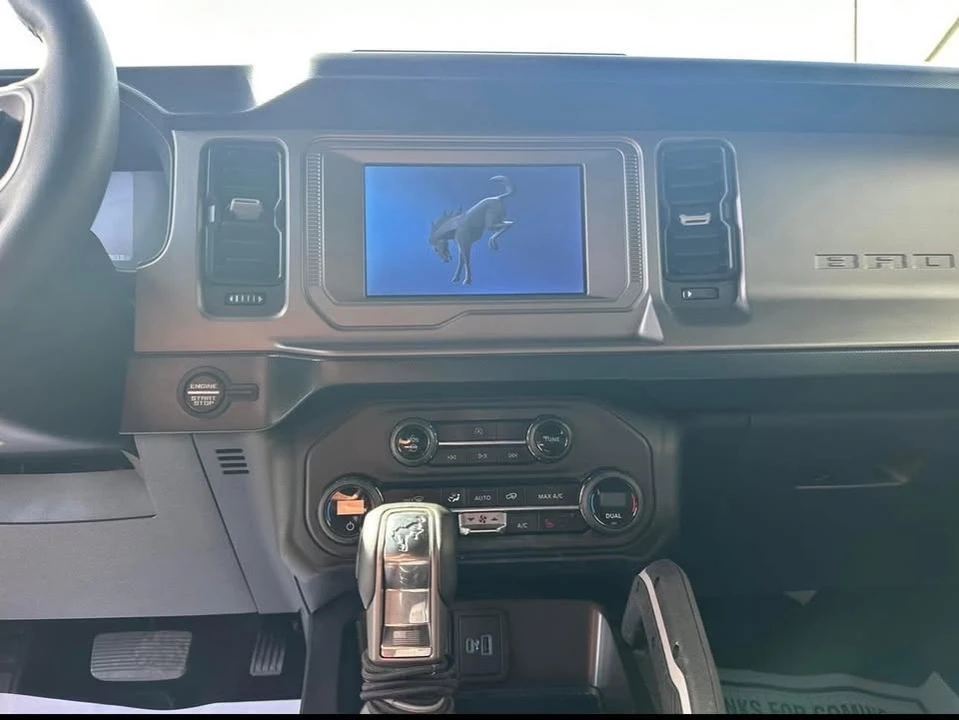2023 Ford Bronco 6th Gen - Image 3 of 5