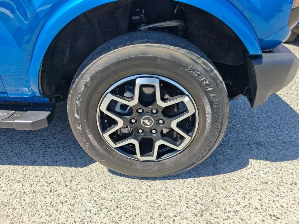 2023 Ford Bronco 6th Gen - Image 16 of 19