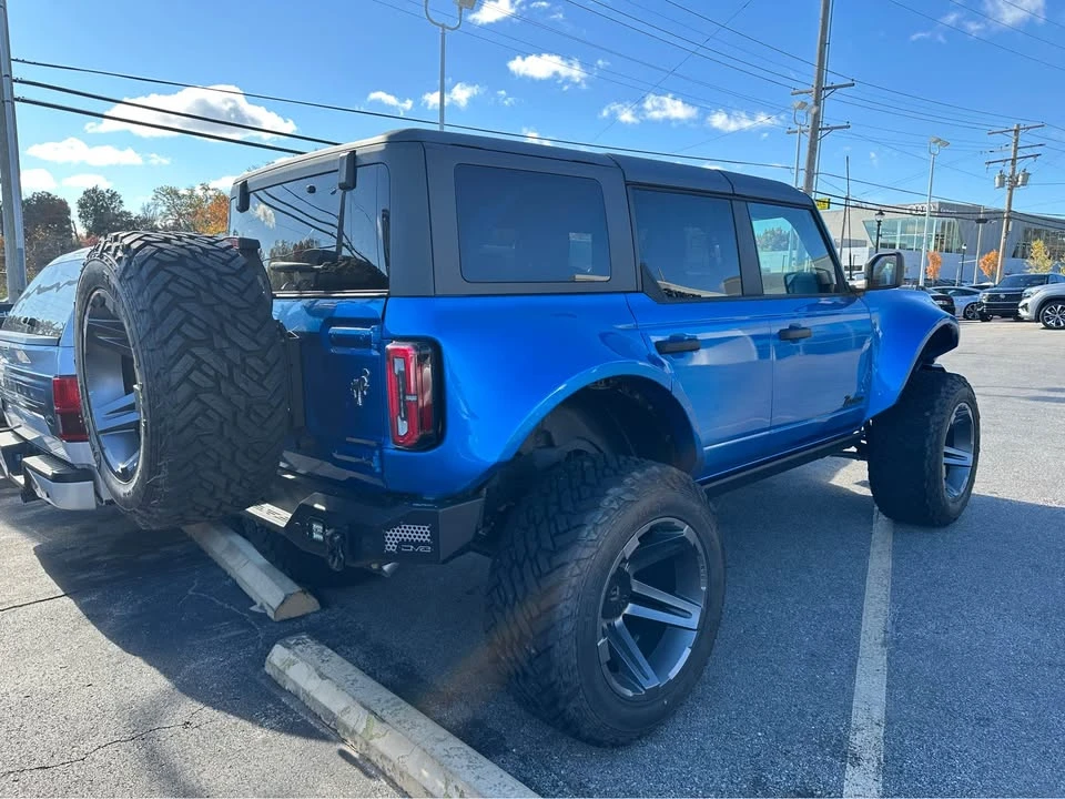 2023 Ford Bronco 6th Gen - Image 3 of 16