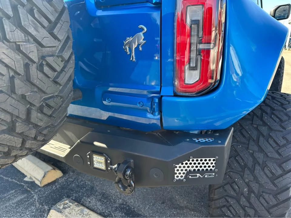 2023 Ford Bronco 6th Gen - Image 8 of 16
