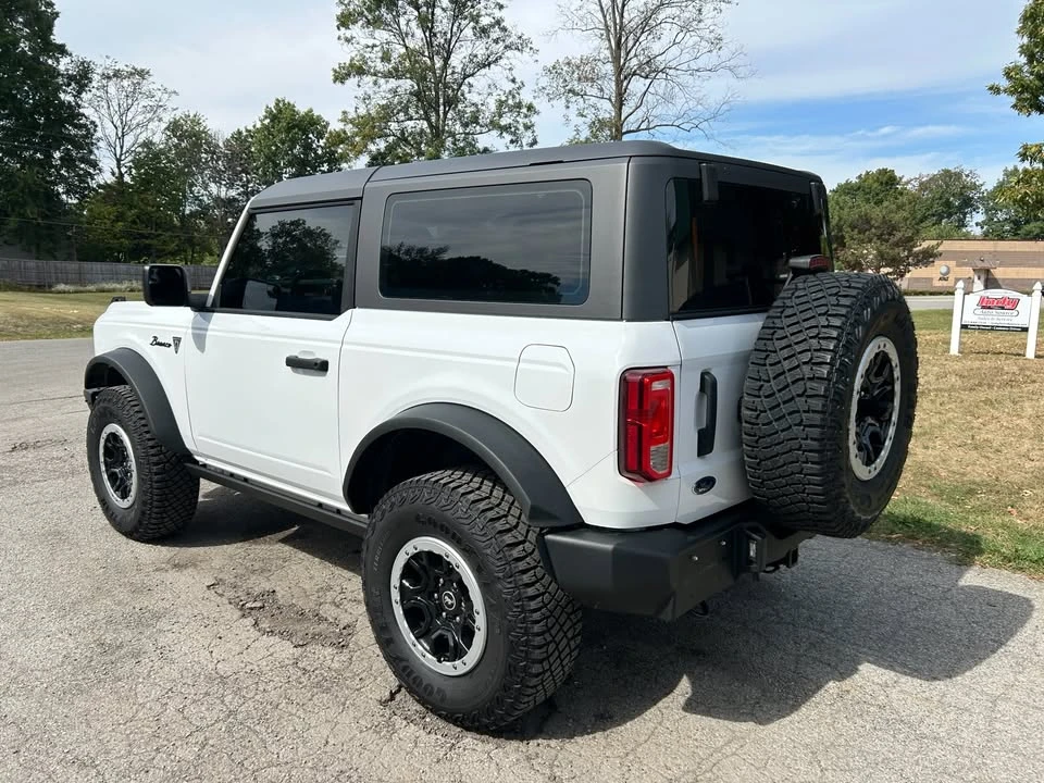 2023 Ford Bronco - Image 3 of 18