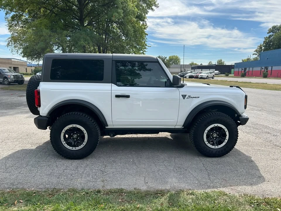 2023 Ford Bronco - Image 6 of 18