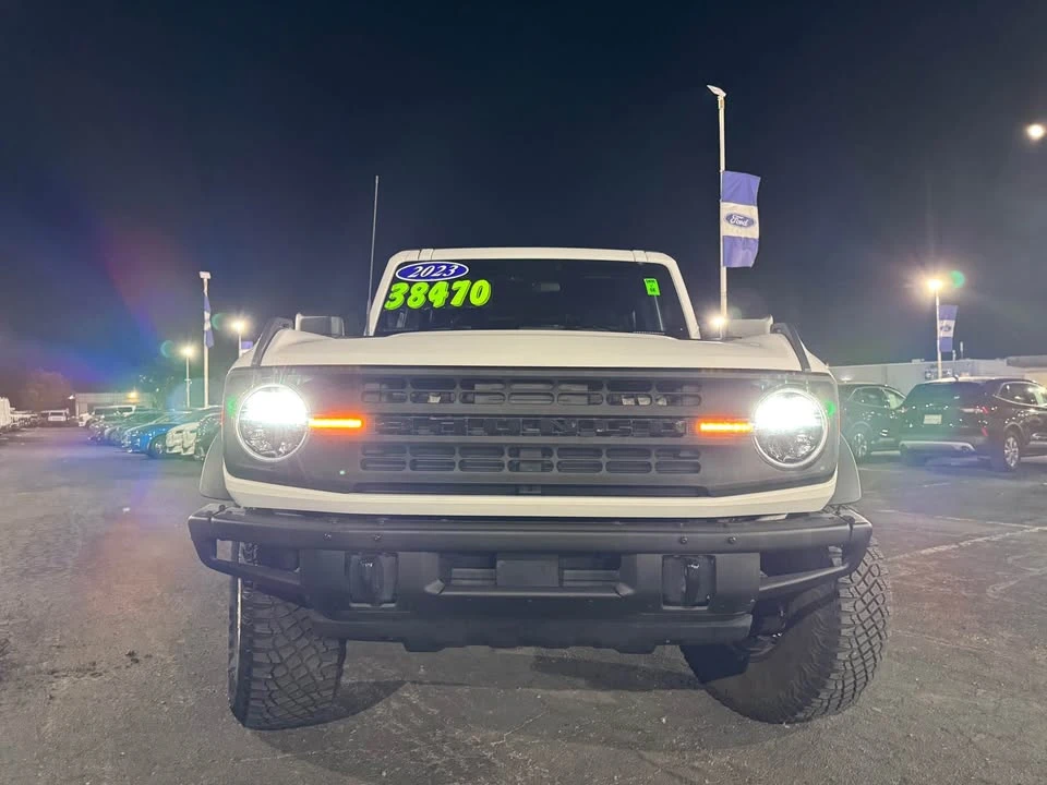 2023 Ford Bronco 6th Gen - Image 2 of 11