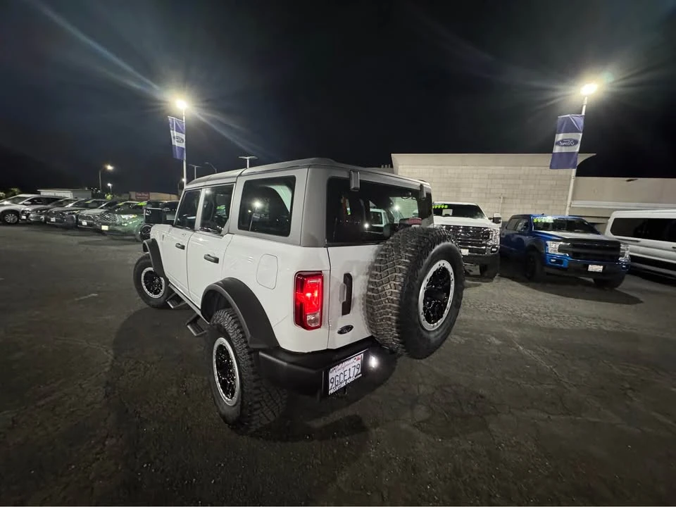 2023 Ford Bronco 6th Gen - Image 7 of 11