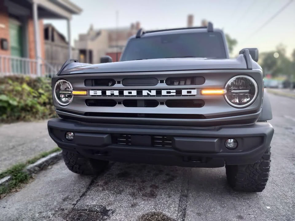 2023 Ford Bronco 6th Gen - Image 2 of 12