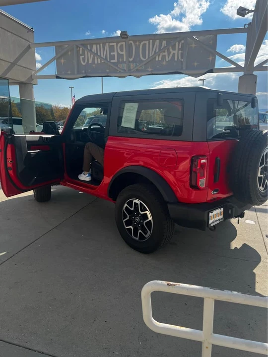 2023 Ford Bronco 6th Gen - Image 2 of 5