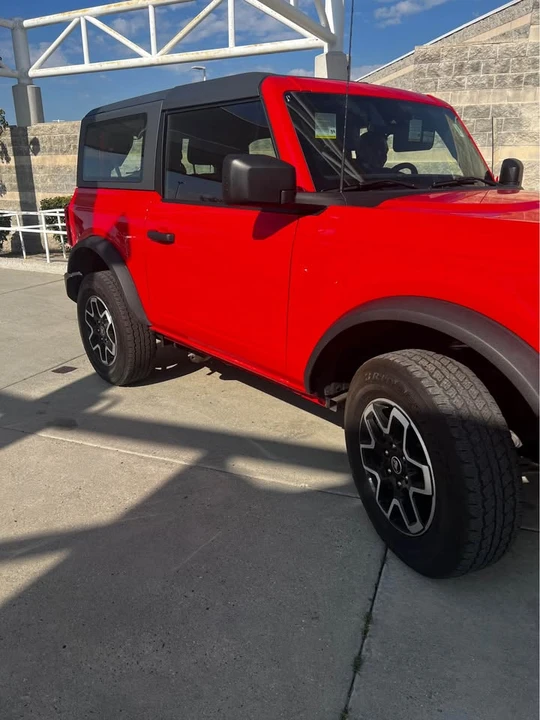 2023 Ford Bronco 6th Gen - Image 5 of 5