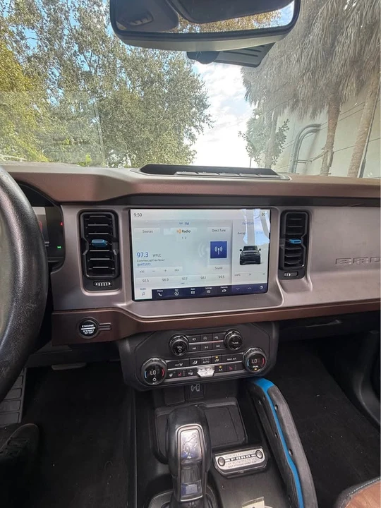 2023 Ford Bronco 6th Gen - Image 9 of 14