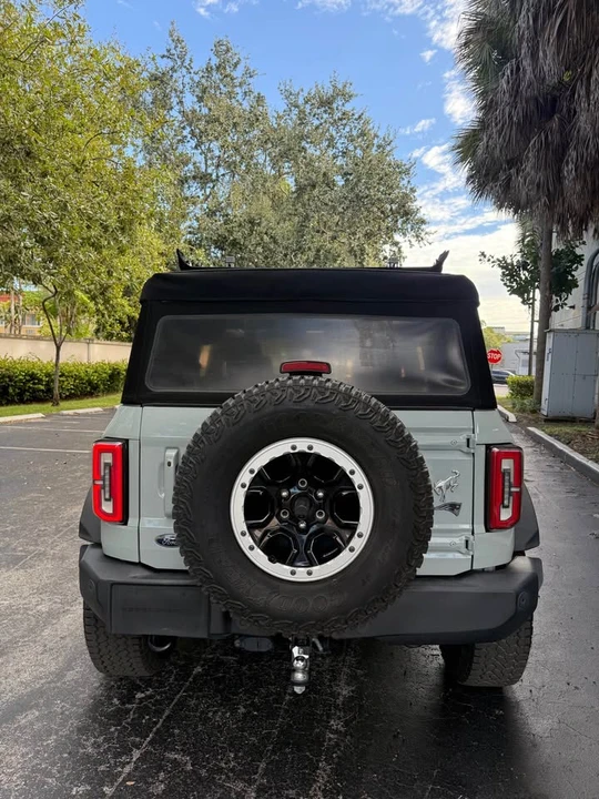 2023 Ford Bronco 6th Gen - Image 5 of 14