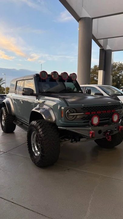 2023 Ford Bronco Raptor 6th Gen - Image 2 of 7