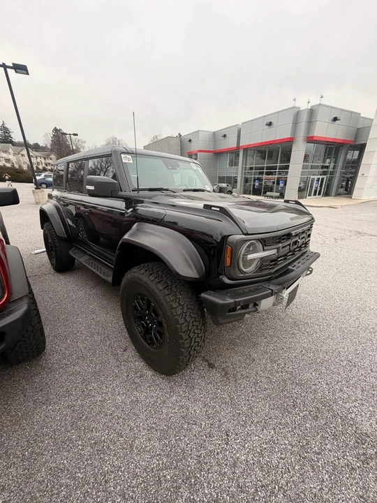 2023 Ford Bronco Raptor 6th Gen - Image 4 of 12