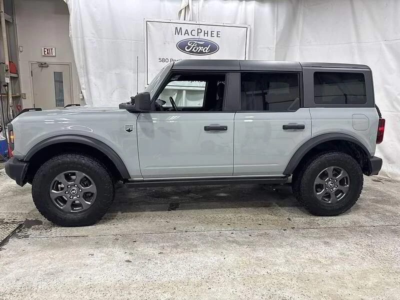 2023 Ford Bronco 6th Gen - Image 4 of 19