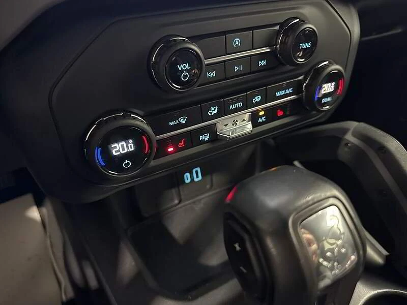 2023 Ford Bronco 6th Gen - Image 15 of 19
