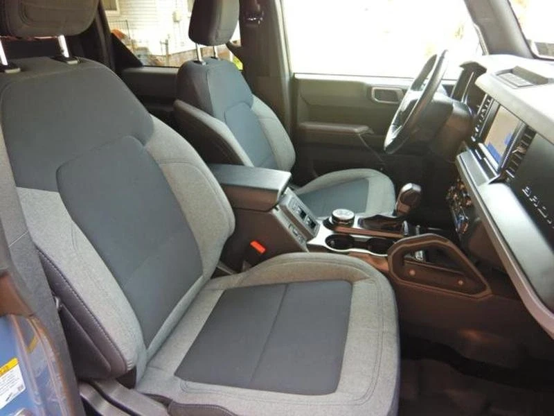 2023 Ford Bronco 6th Gen - Image 10 of 19