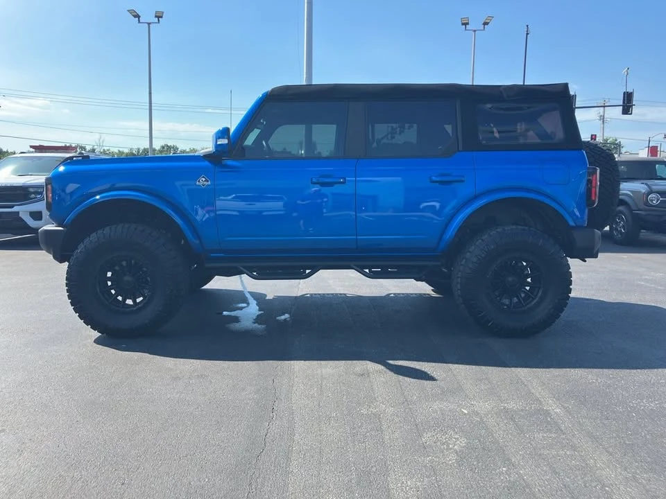 2023 Ford Bronco 6th Gen - Image 2 of 20