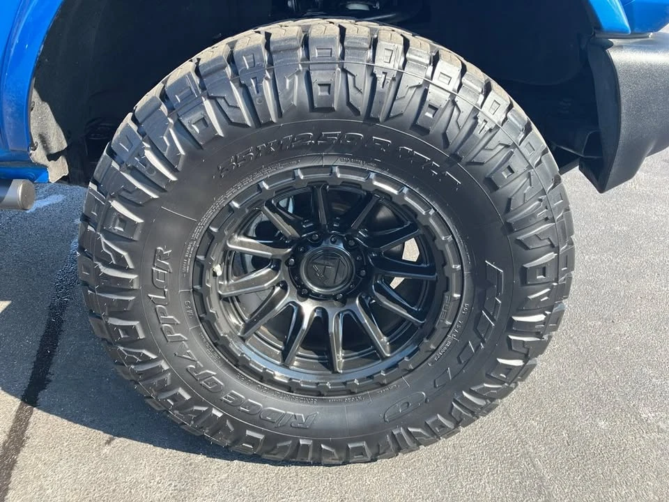 2023 Ford Bronco 6th Gen - Image 9 of 20