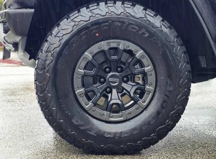 2023 Ford Bronco Raptor 6th Gen - Image 5 of 12