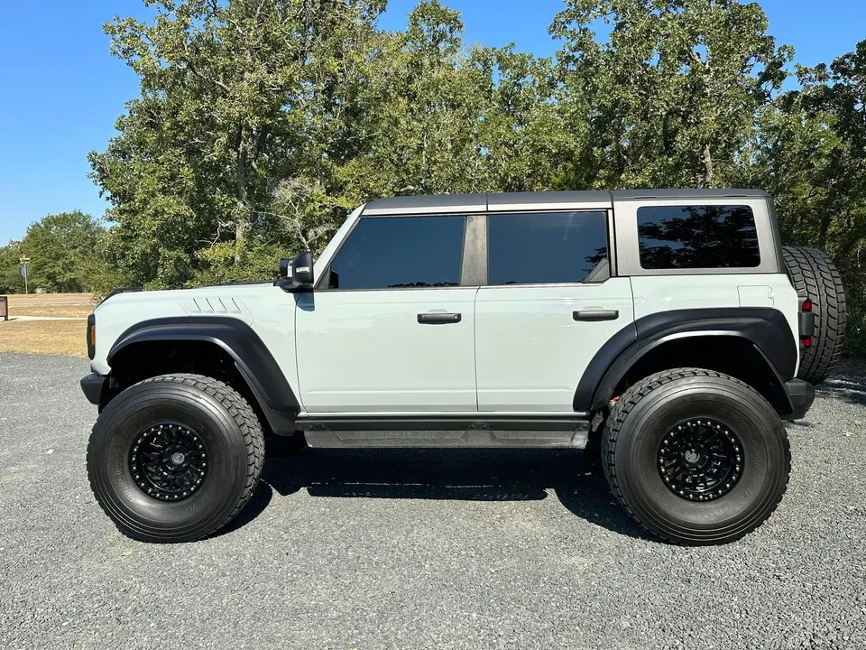 2023 Ford Bronco Raptor 6th Gen - Image 3 of 4