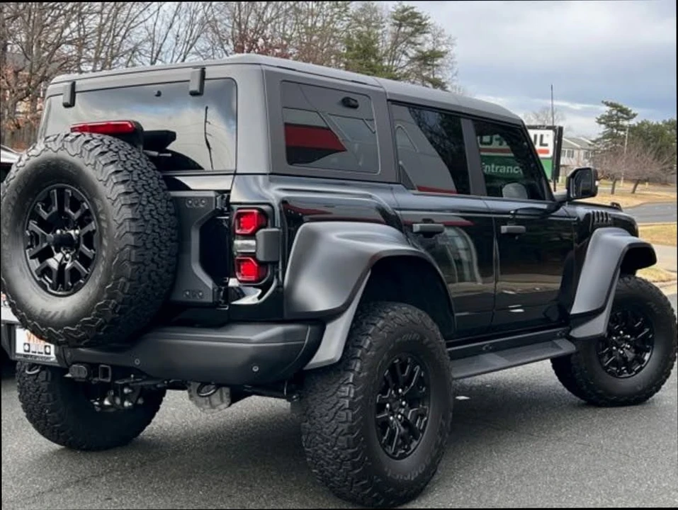 2023 Ford Bronco Raptor 6th Gen - Image 17 of 20