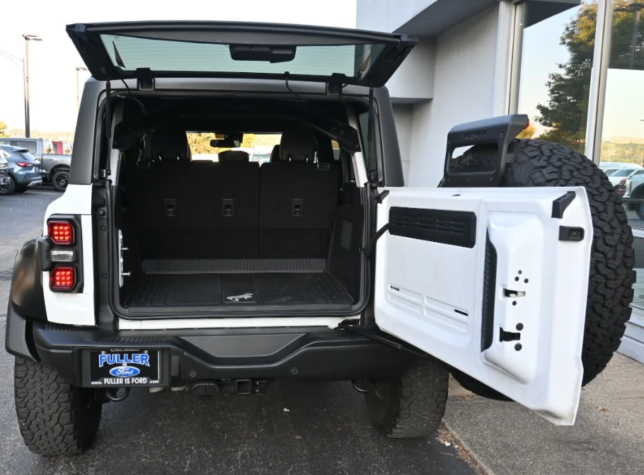2023 Ford Bronco Raptor 6th Gen - Image 7 of 20