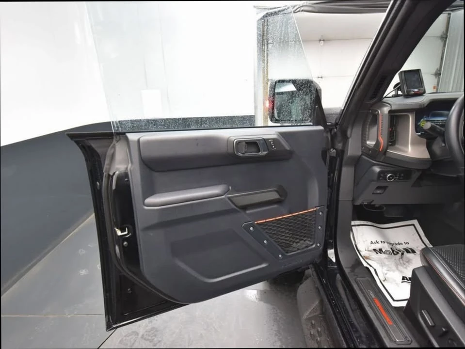 2023 Ford Bronco Raptor 6th Gen - Image 8 of 20