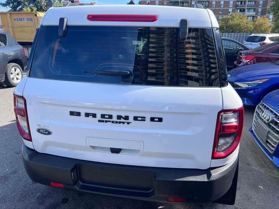 2023 Ford Bronco Sport - Image 2 of 18