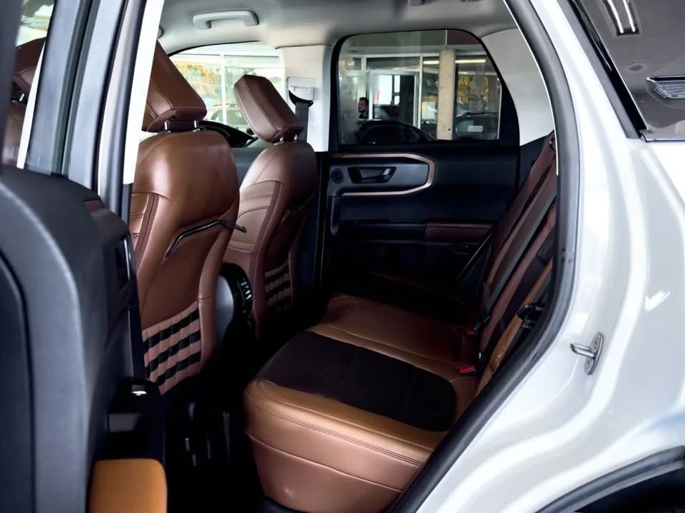 2023 Ford Bronco Sport - Image 13 of 19