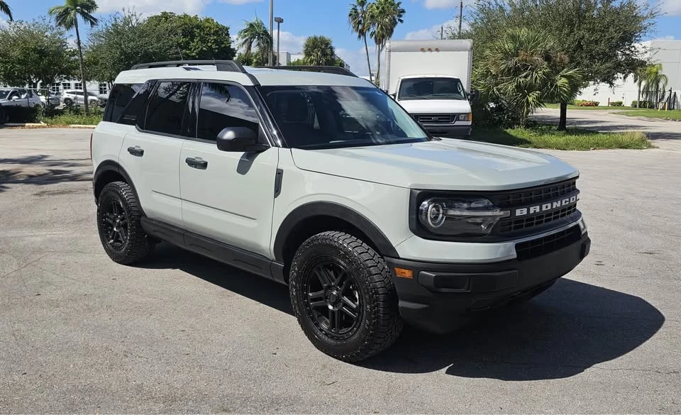 2023 Ford Bronco Sport - Image 2 of 7