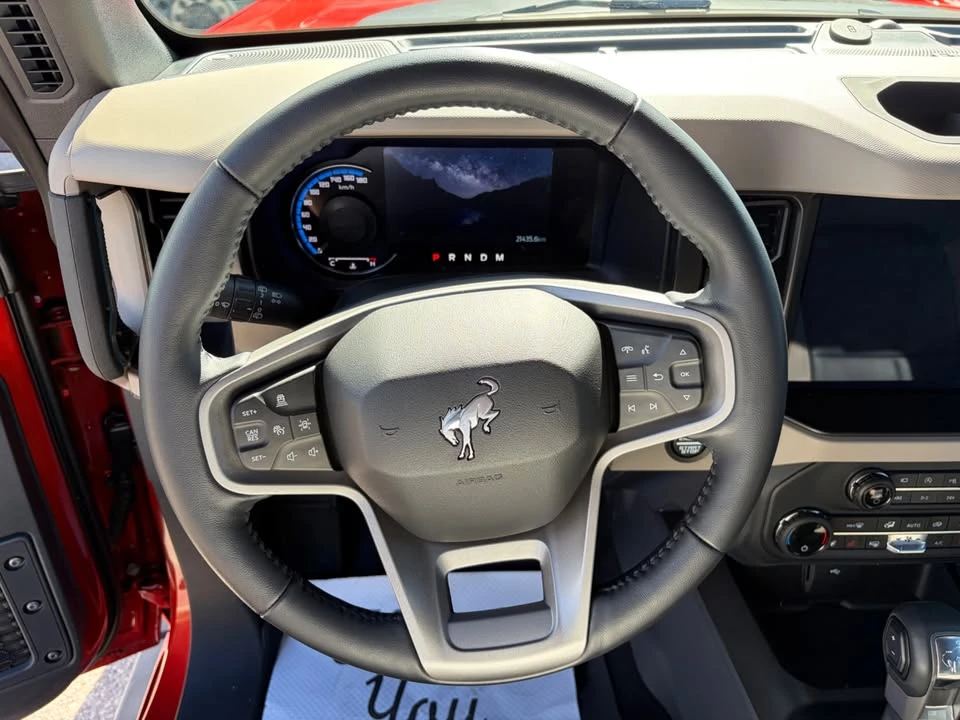 2023 Ford Bronco 6th Gen - Image 10 of 16