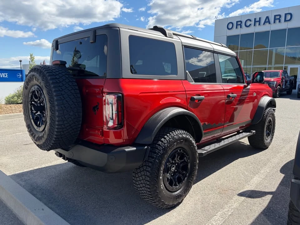 2023 Ford Bronco 6th Gen - Image 4 of 16