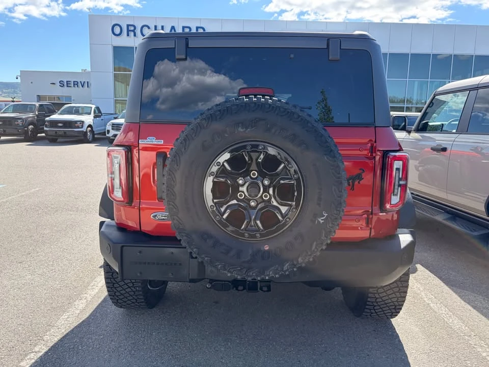 2023 Ford Bronco 6th Gen - Image 5 of 16