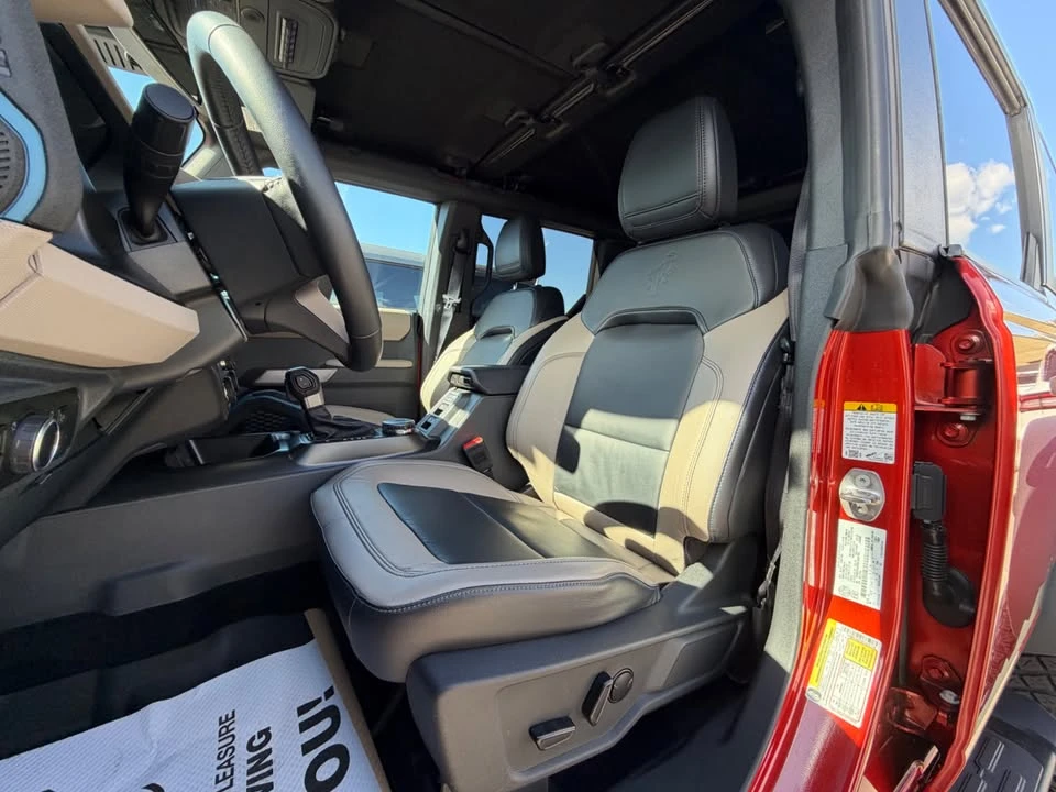 2023 Ford Bronco 6th Gen - Image 9 of 16