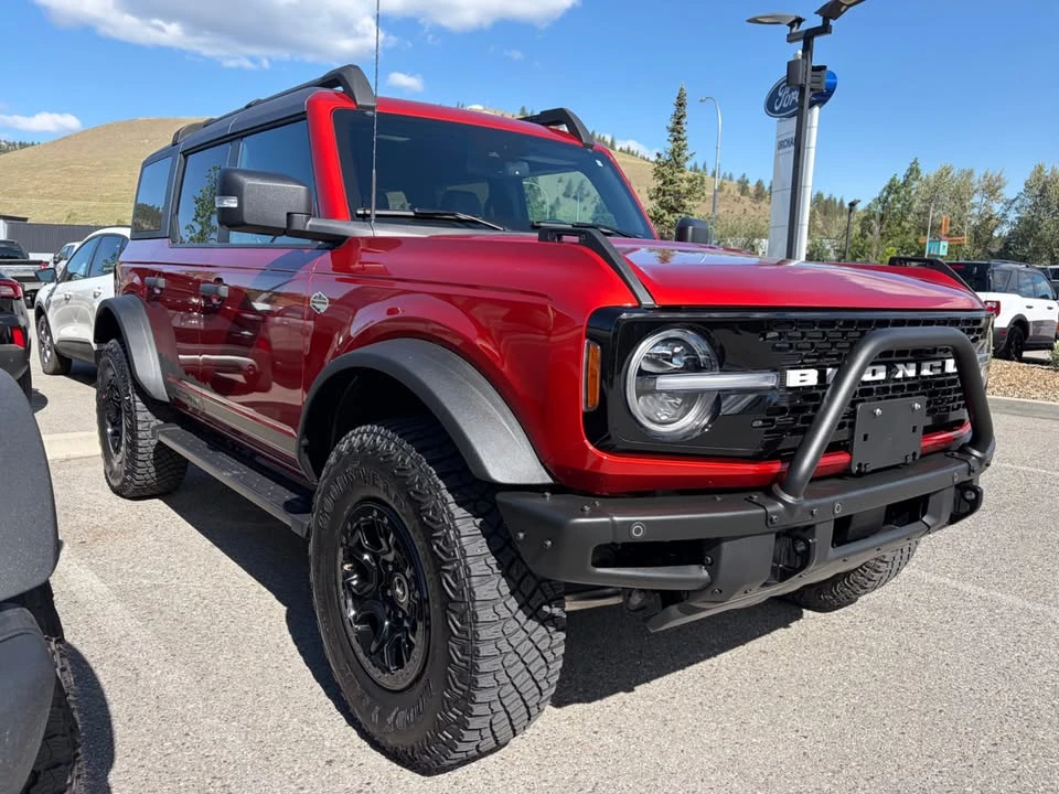 2023 Ford Bronco 6th Gen - Image 3 of 16