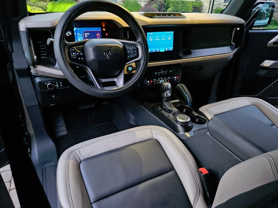 2023 Ford Bronco 6th Gen - Image 8 of 21