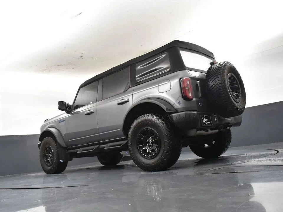 2023 Ford Bronco 6th Gen - Image 4 of 12