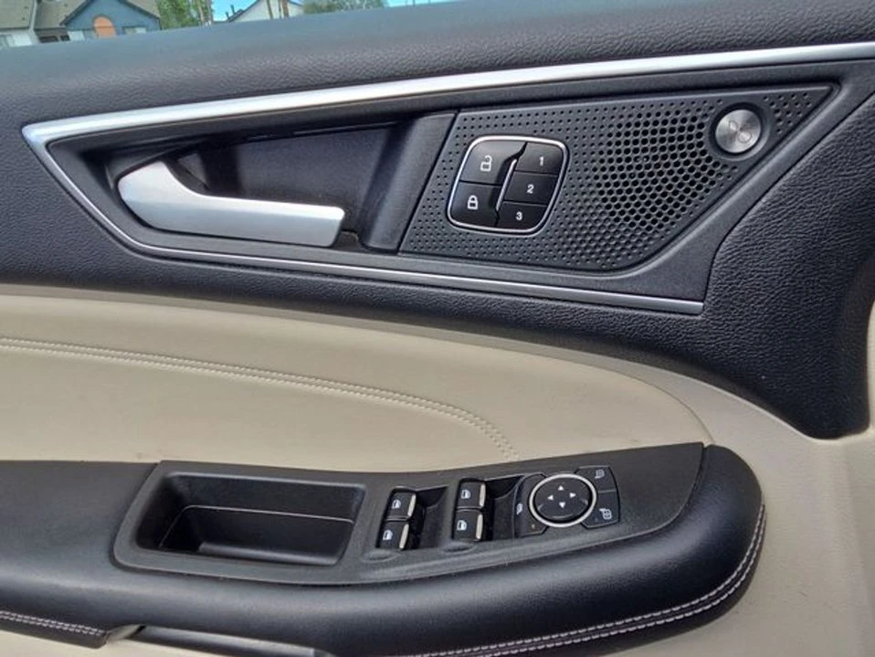 2023 Ford Edge - Image 14 of 20