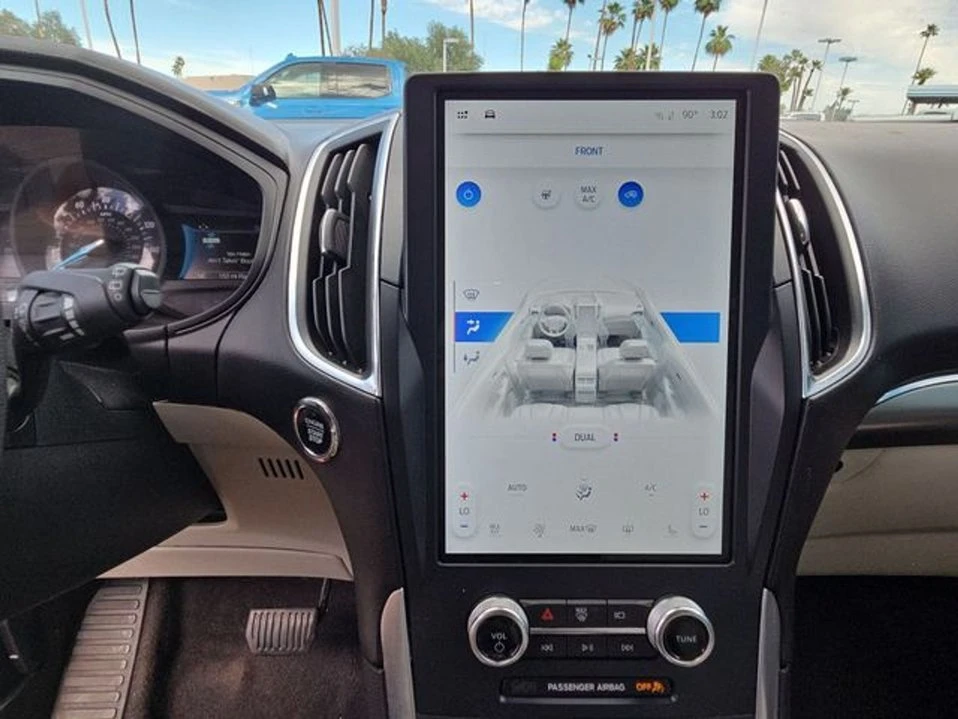 2023 Ford Edge - Image 18 of 20
