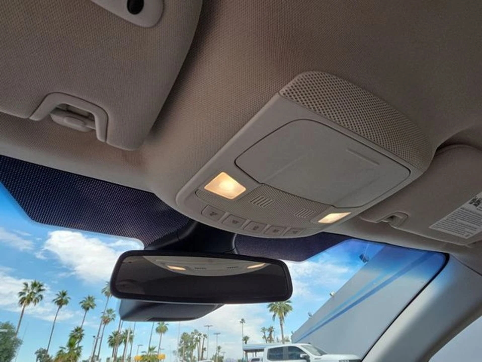 2023 Ford Edge - Image 17 of 20