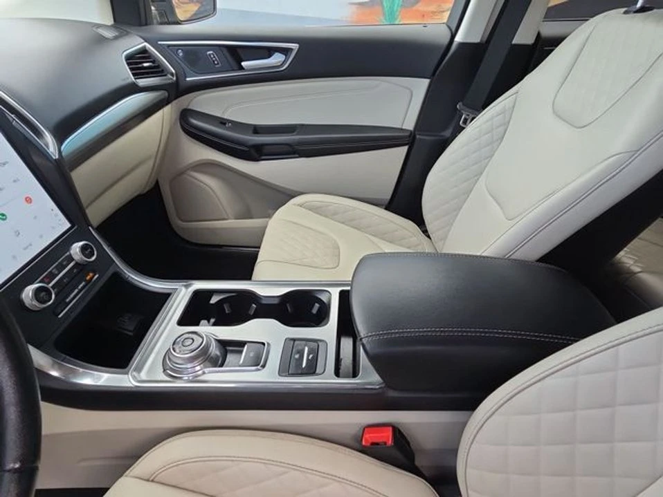 2023 Ford Edge - Image 15 of 20