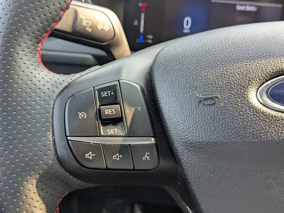 2023 Ford Edge - Image 15 of 20