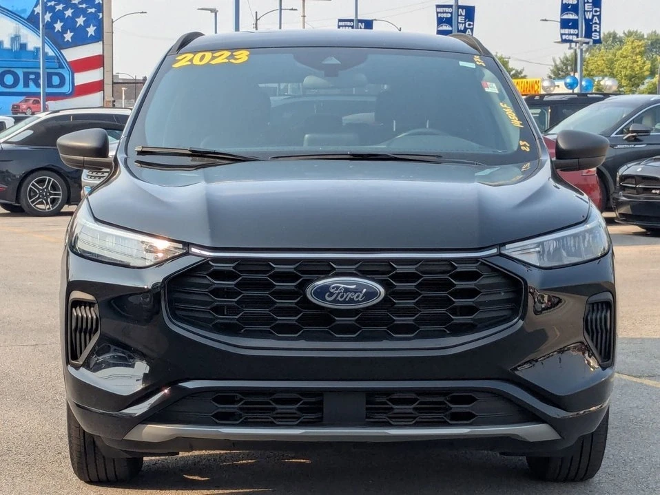 2023 Ford Edge - Image 9 of 20