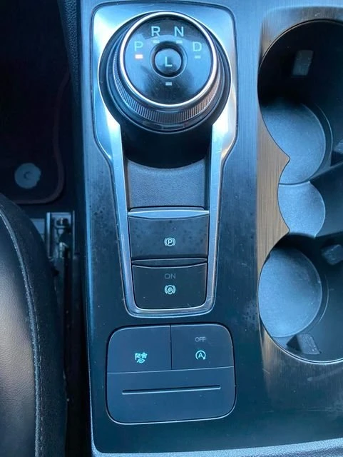 2023 Ford Escape - Image 17 of 18