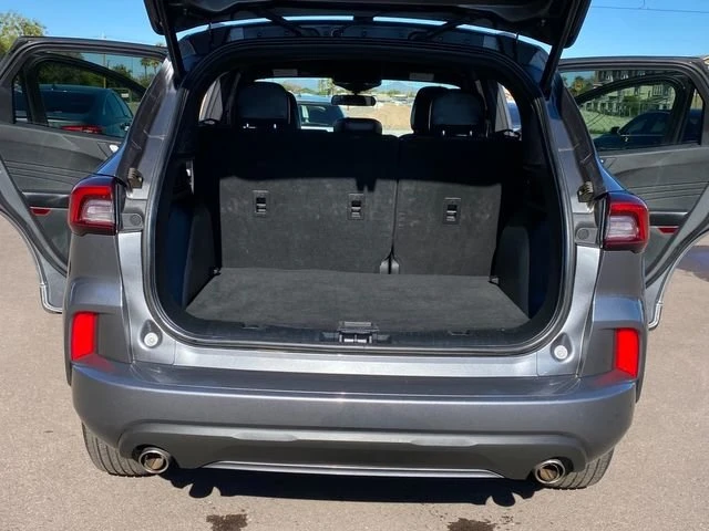2023 Ford Escape - Image 11 of 18