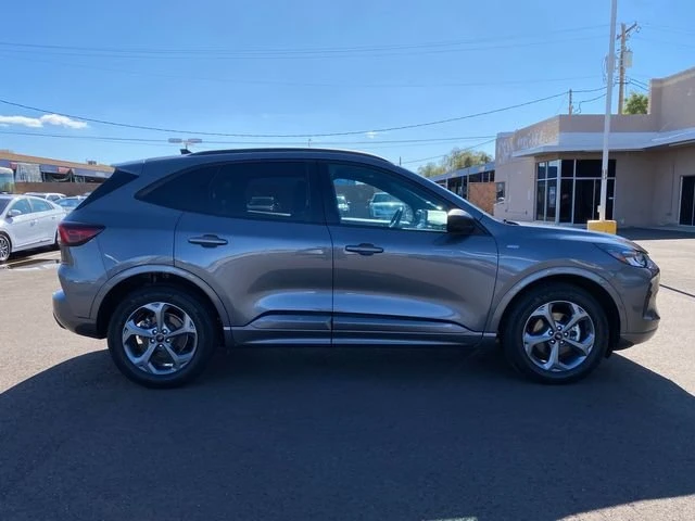 2023 Ford Escape - Image 6 of 18