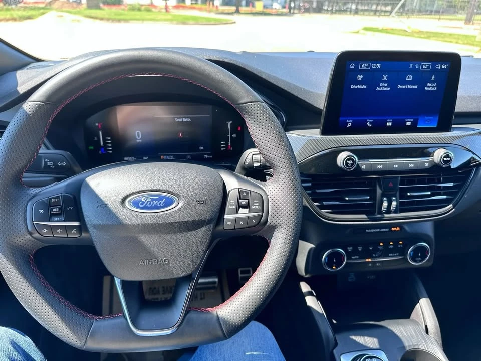 2023 Ford Escape - Image 14 of 19