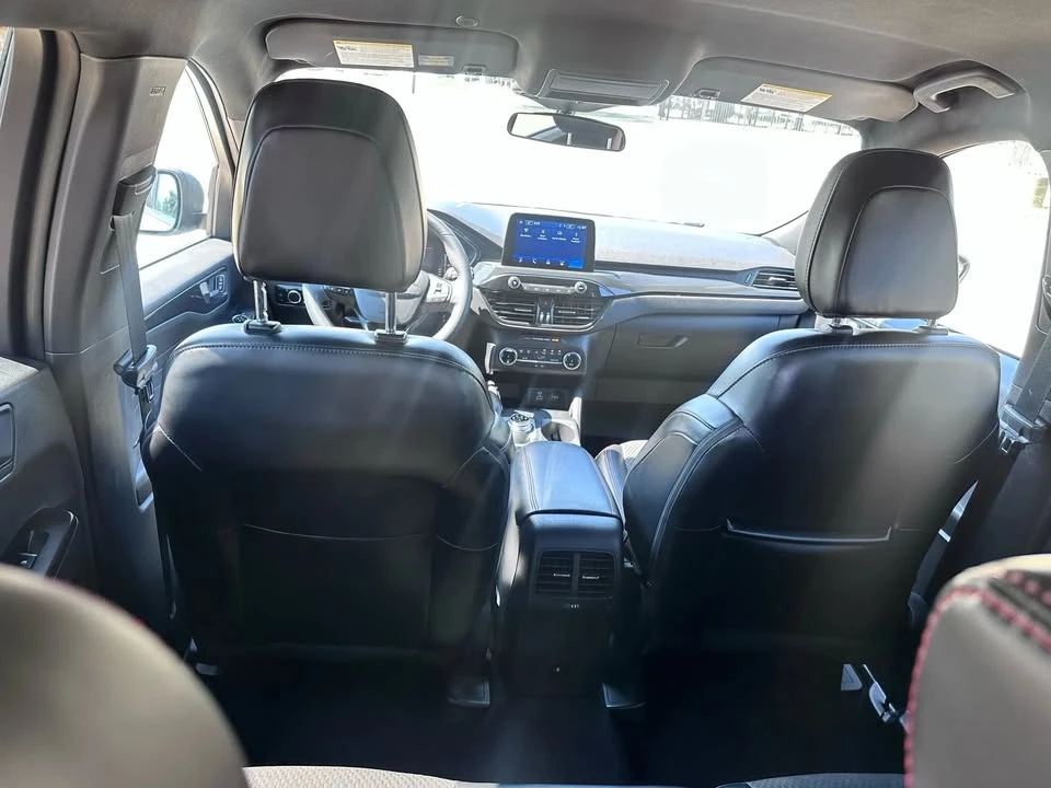 2023 Ford Escape - Image 10 of 19