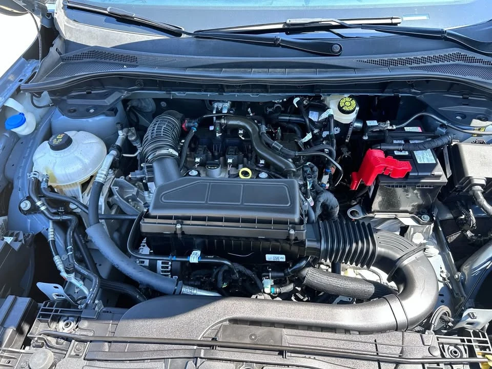 2023 Ford Escape - Image 12 of 19