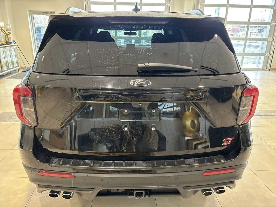 2023 Ford Explorer 6th Gen - Image 4 of 10