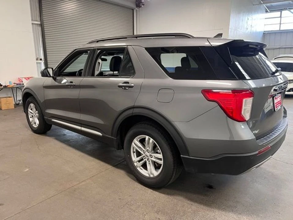 2023 Ford Explorer 6th Gen - Image 4 of 20