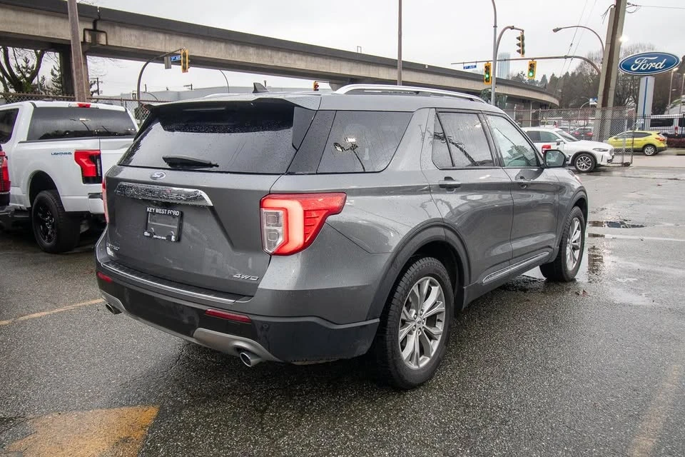 2023 Ford Explorer 6th Gen - Image 5 of 19